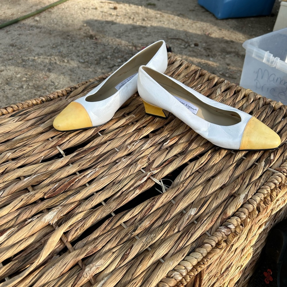 Elegant White and Yellow Women's Flats